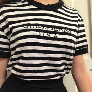 GUESS JEANS slightly cropped tee